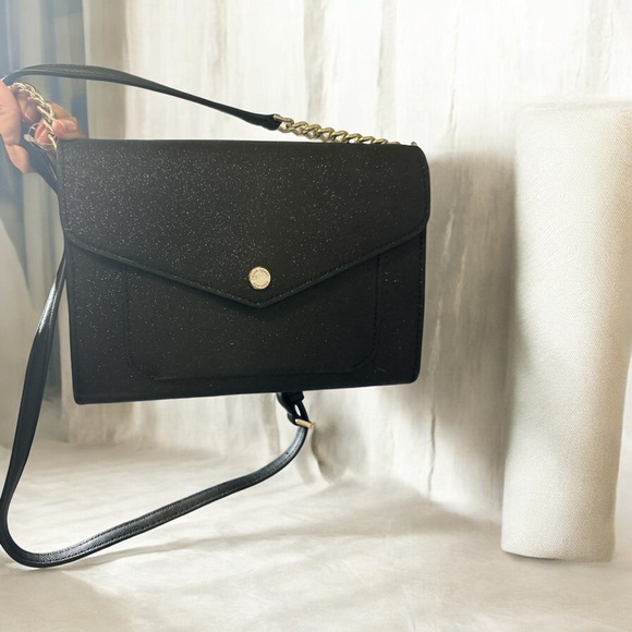 kate spade Handbags - NWOT Kate Spade Glitter Envelope Crossbody